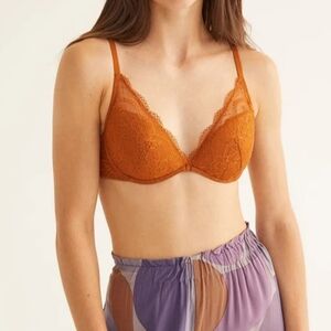 Reitmans R Line Lightly Lined Lace Plunge Bra